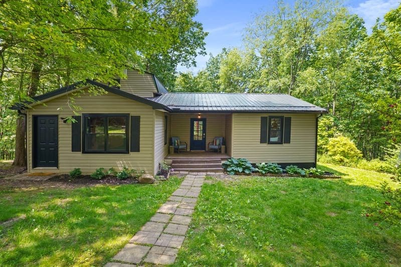 Image of Notestone Cabin in Hocking Hills, Ohio